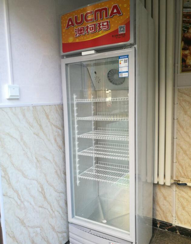 單門(mén)展示柜